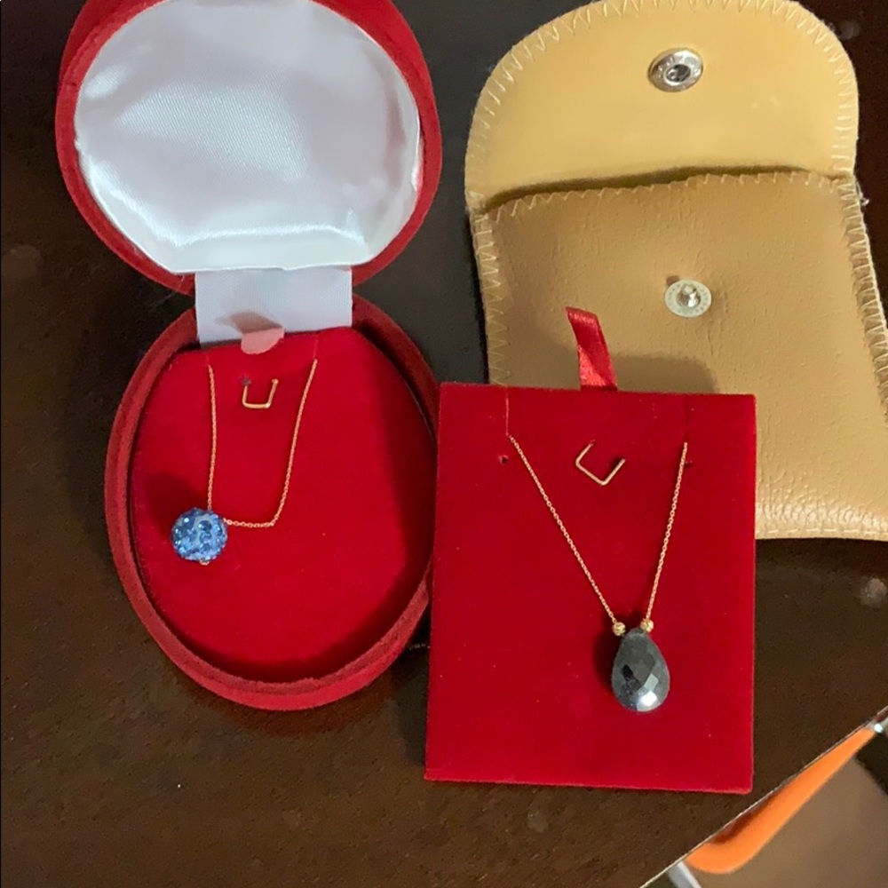 18k gold 2 necklaces